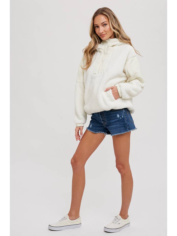 Bluivy - Wholesale Hoodie - Women's - FAUX SHEARLING CONTRAST HOODIE8