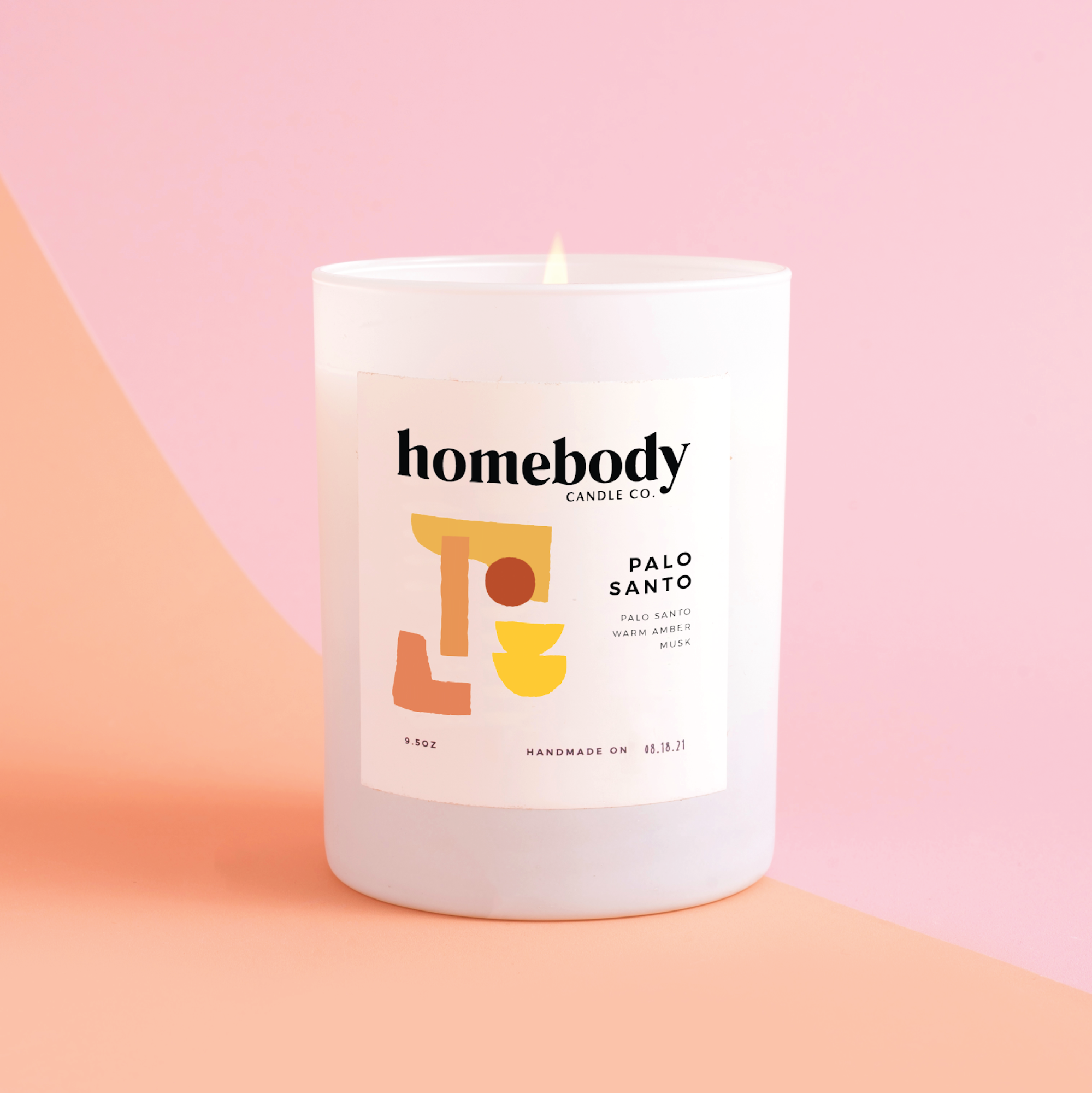 Homebody Candle Co. – Großhandel Kerze im Glas / gefüllte Kerze – Palo Santo • brennen + Bloom Kerze1