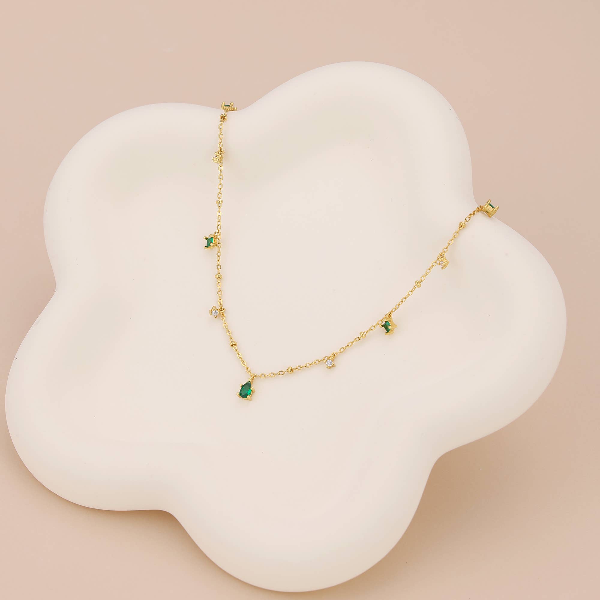 Melange Blanc - Wholesale Pendant/Charm Necklace - N010 dainty emerald station satellite chain necklace5