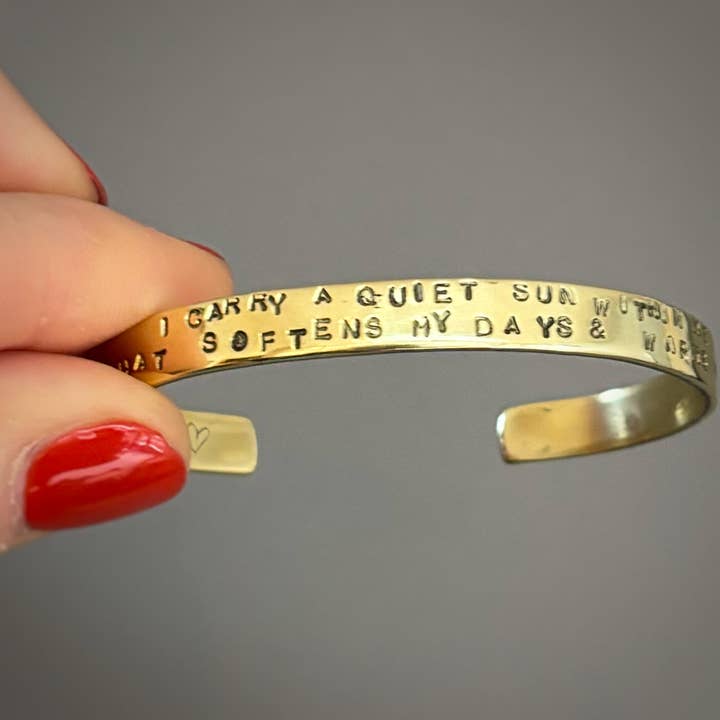 Bangle met boodschap – Ik draag een stille zon in mij voor wholesale door MARLAH