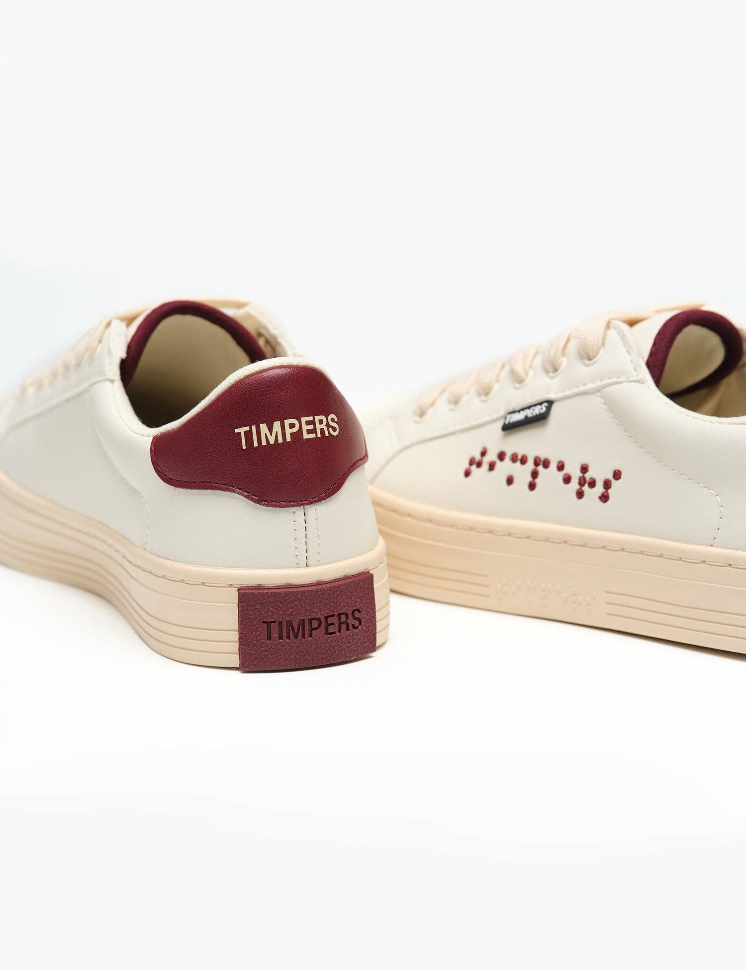 Timpers – wholesale Sportsneakers – Unisex – Vegan sneakers White Burgundy av Timpers från funktionshindrade designers5