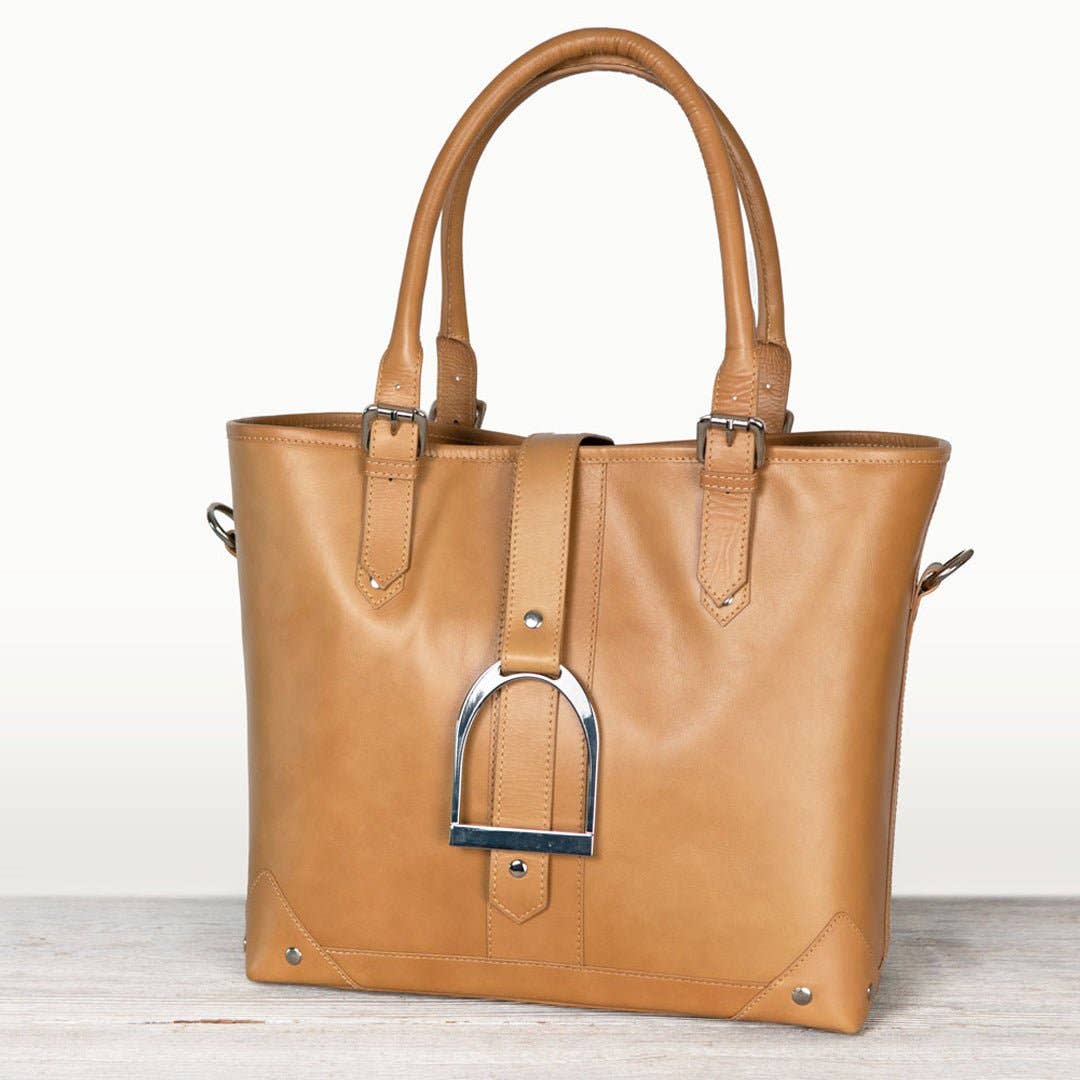 URBAN-EQUESTRIAN – Großhandel Tragetasche – Damen – Signatur - Reitsteigbügel Tote Luxus Lederhandtasche in Karamell0