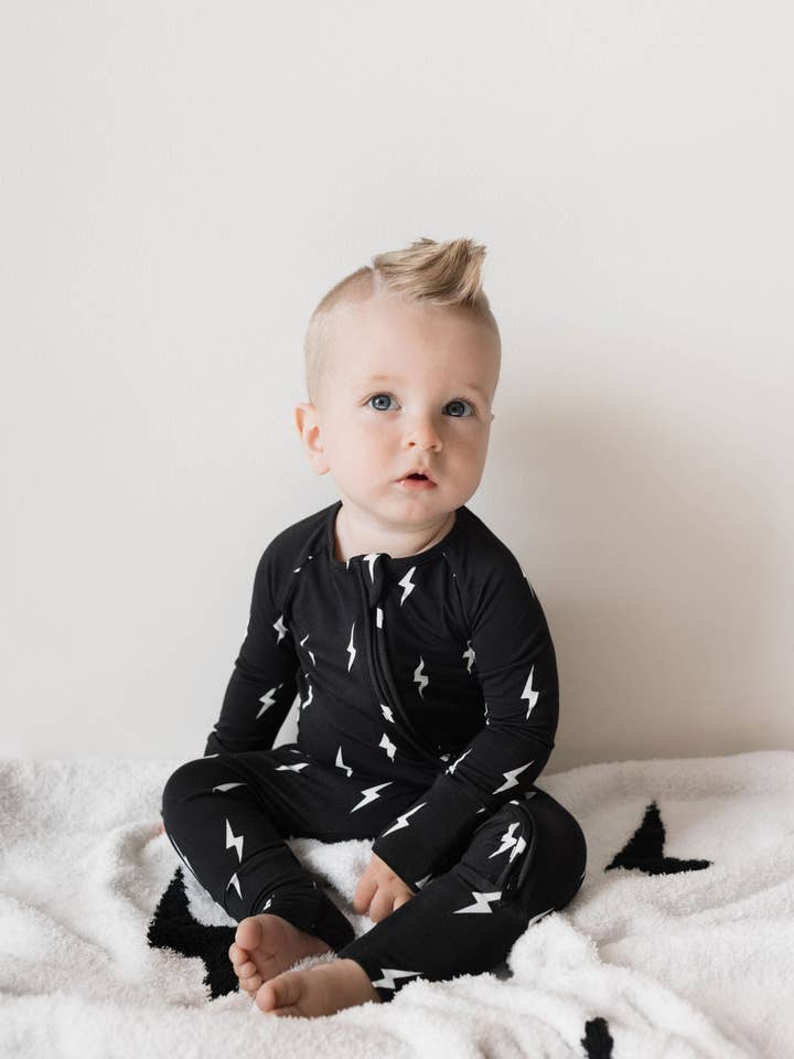 Forever French Baby - Wholesale Slaappak - Baby - Pyjama met ritssluiting van bamboe | Midnight Lightning Bolt