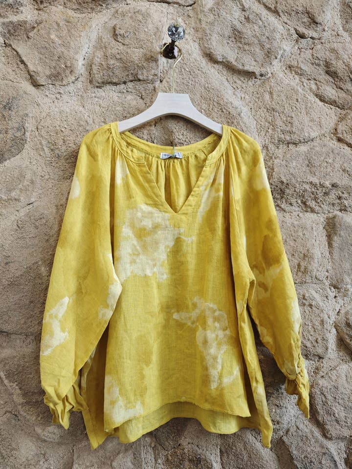 REF 12156 BLUSA ESTAMPADOS LINO 100% para venta al por mayor de Linen & More