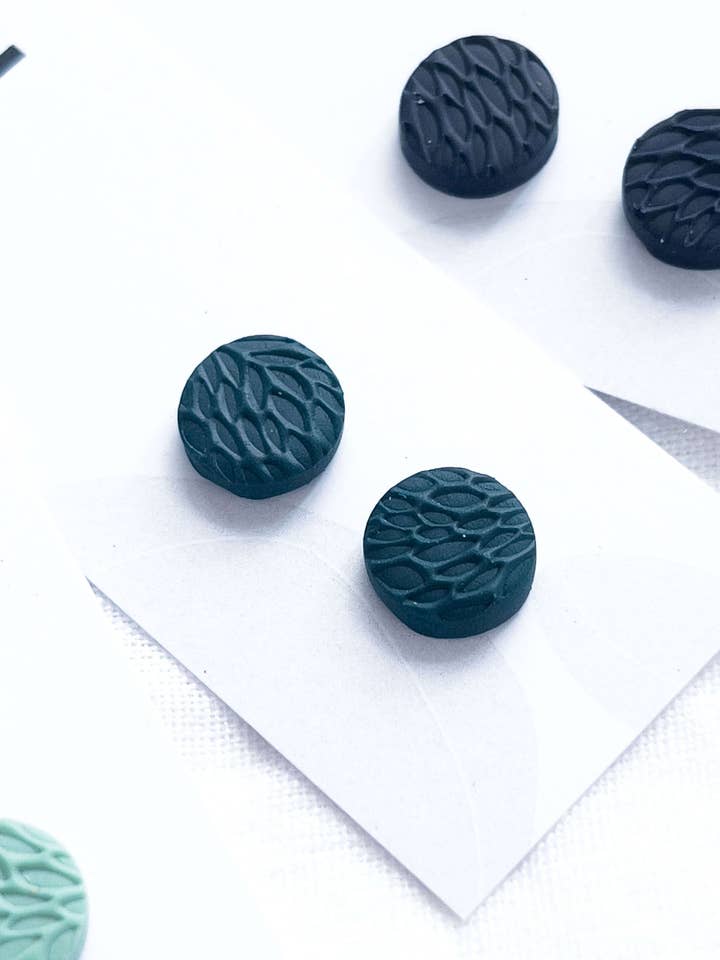 Base Col ✦ ZOË Ohrstecker für den Großhandel von KLAEI DESIGN STUDIO