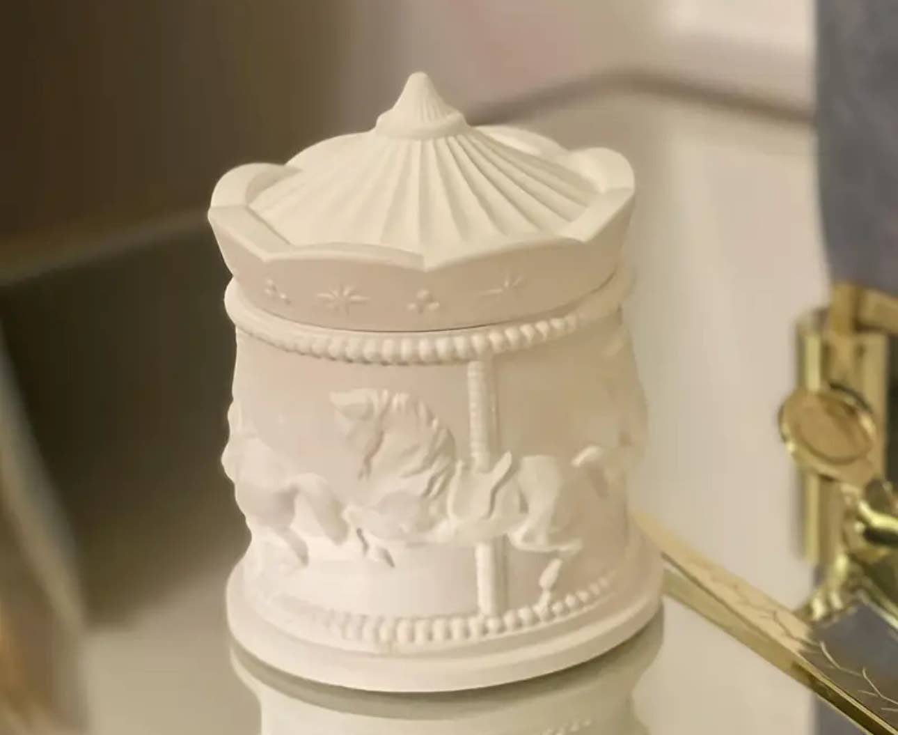 Aristocrat Creation - Wholesale Jar/Filled Candle - Carousel 8 oz Cement Candle Jar 1