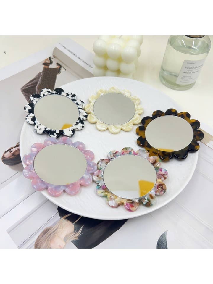 Mirroray - Acetic Acid Plate Sunflower Small Round Mirror for wholesale by WEST AUSSIE SUPPLIES