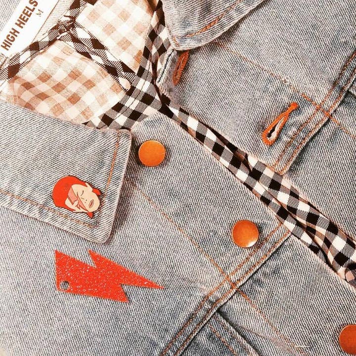 Sleepy Mountain - Wholesale Lapel Pin/Button - David Bowie Enamel Pin