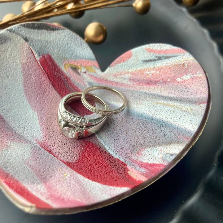 El & Gray Design - Wholesale Jewelry Dish - Valentina Heart Trinket Tray1