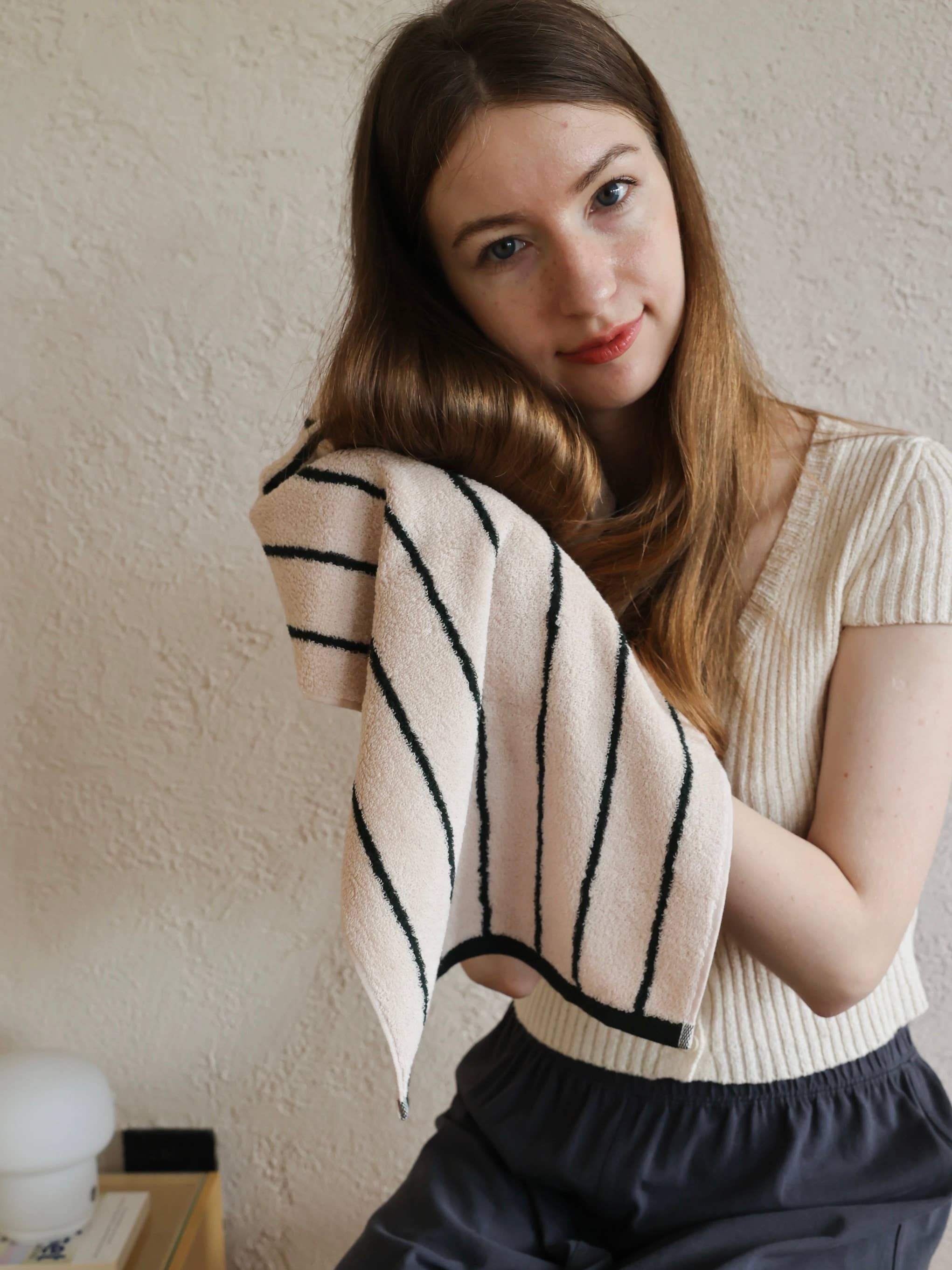 INSPECIAL HOME - Wholesale Bath Towel - 100% Cotton Retro Earthy-tone Pinstripe Soft Plush Towel 21