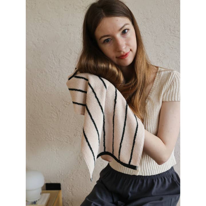 INSPECIAL HOME - Wholesale Bath Towel - 100% Cotton Retro Earthy-tone Pinstripe Soft Plush Towel 21