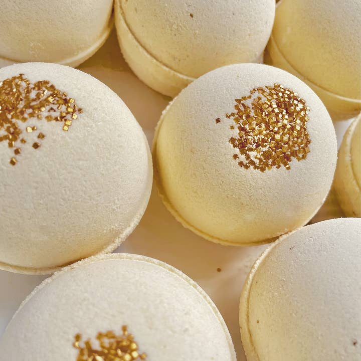 Ador Creations – wholesale Bath bomb/fizz – Warm Vanilla Sugar Bath Bombs