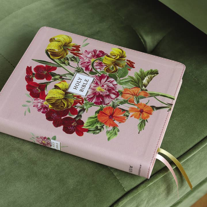 HarperCollins Christian Publishing - Wholesale Religion - NIV Artisan Collection Bible Leathersoft Blush Floral2