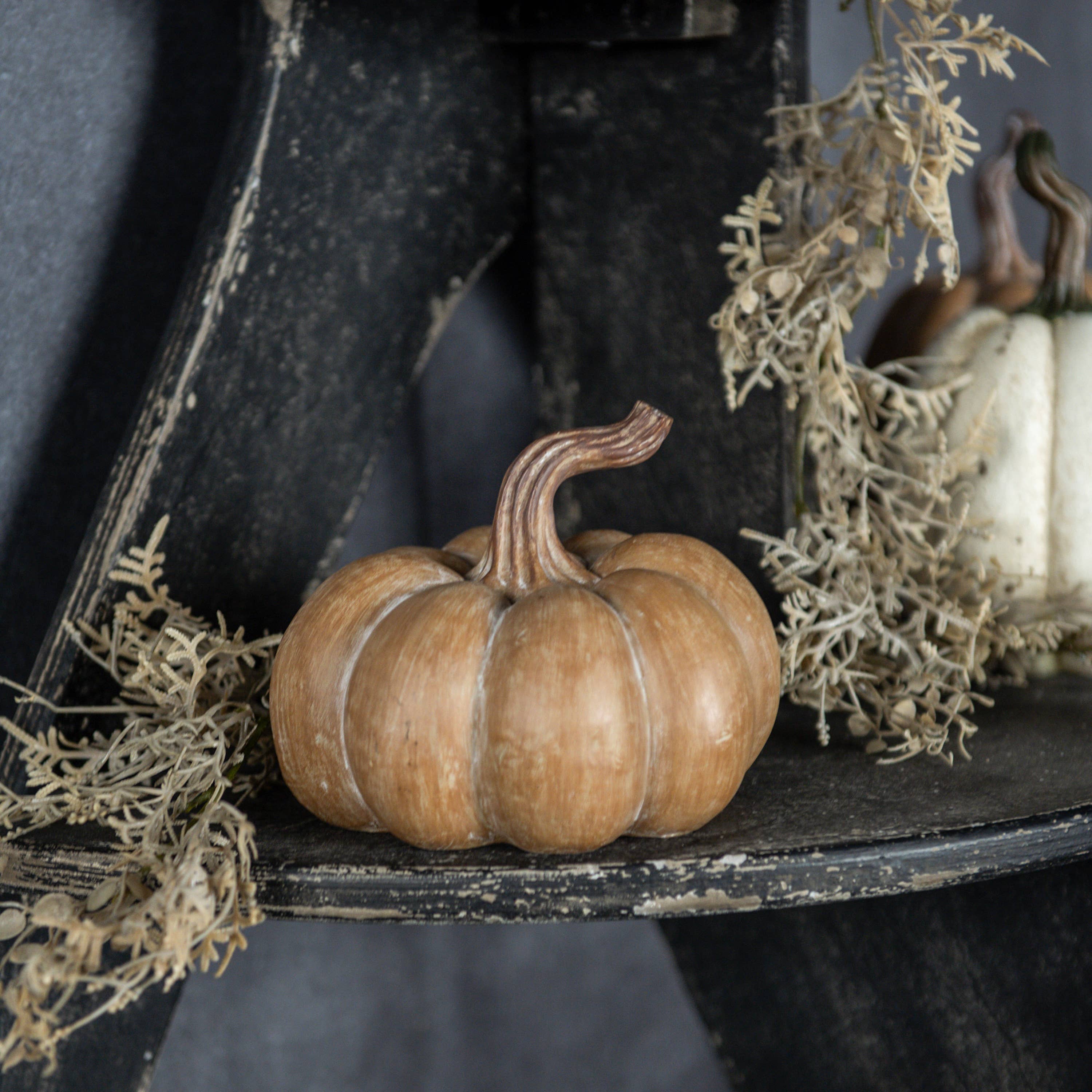 Ragon House - Wholesale Decorative Tabletop Object - 4.75" TAN RESIN PUMPKIN0