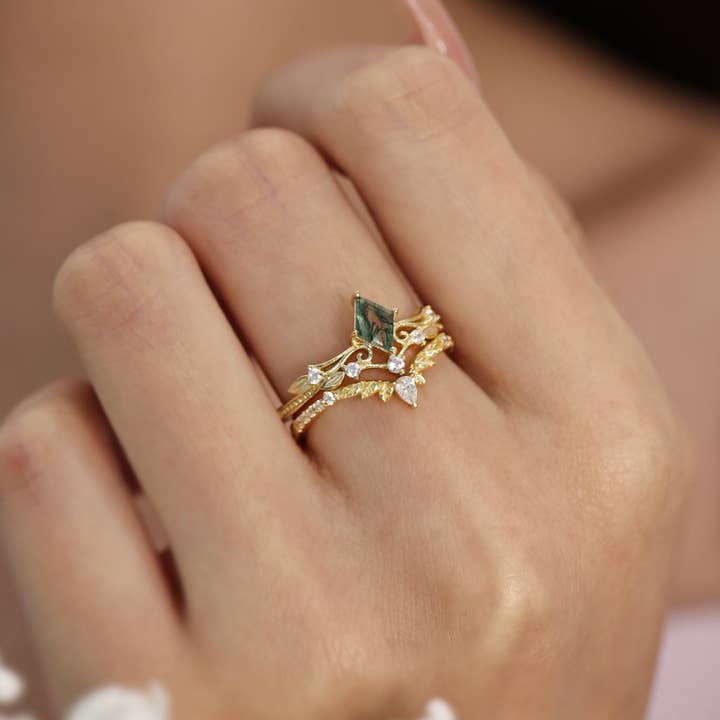 Azura Jewelry – wholesale Band/stacked ring – Victorian Lace Moss Agate Ring 10K/14K Yellow Gold