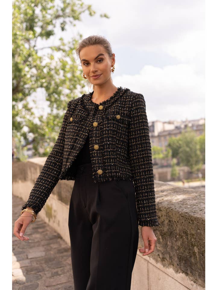 Attentif Paris - Wholesale Blazer – Women's - Cropped crew neck fitted tweed blazer jacket1