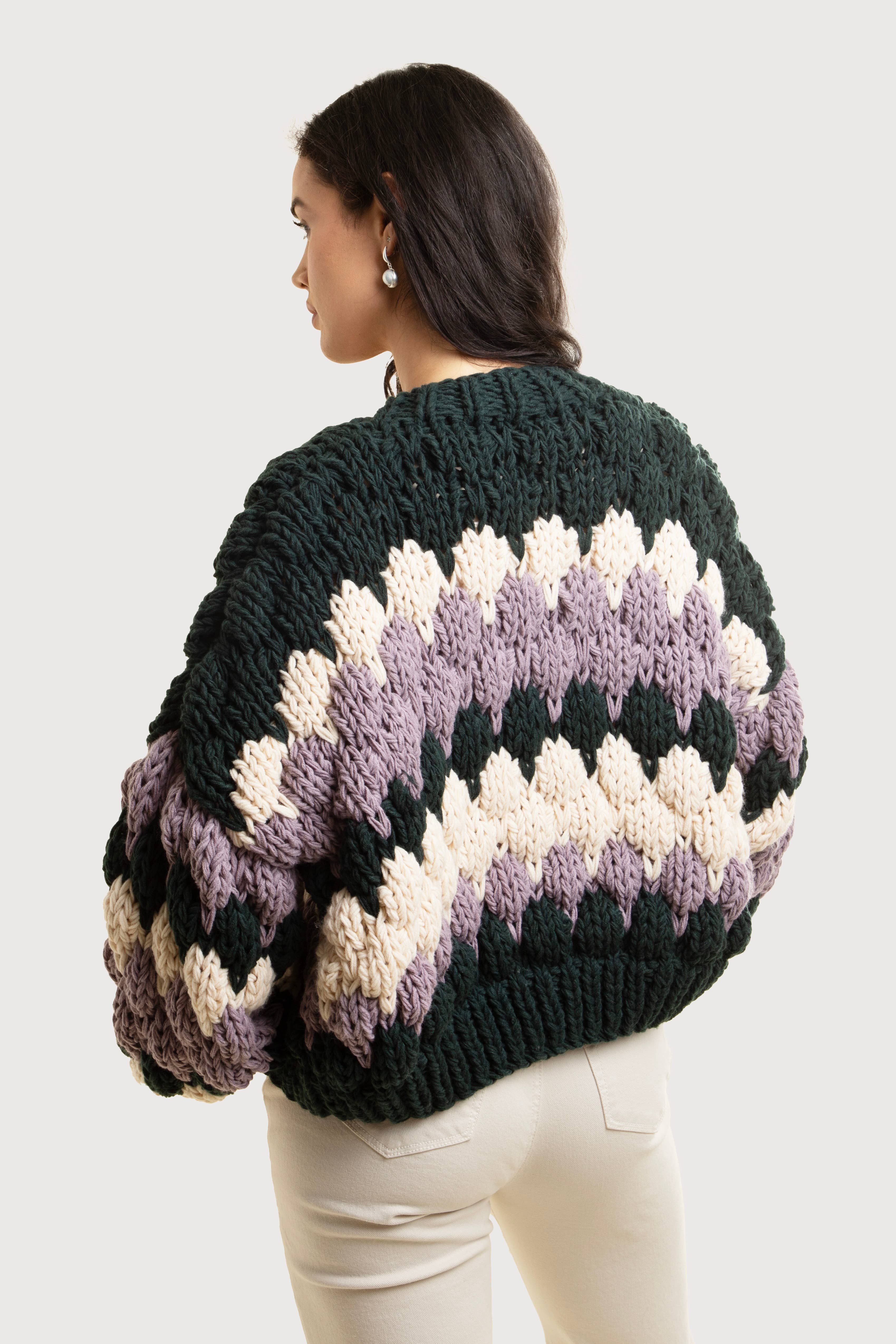 SAACHI – wholesale Cardigan – Women’s – Chunky Knit Cardigan Cropped1