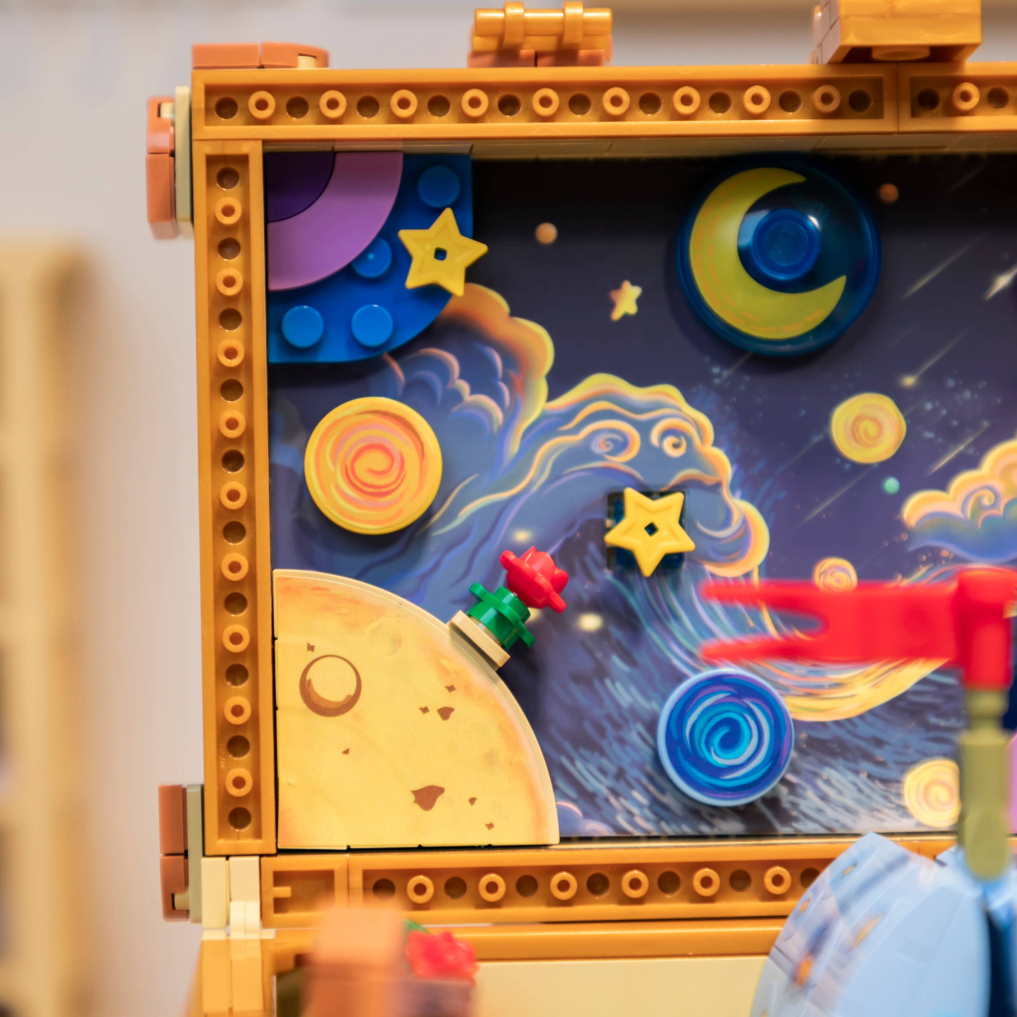 Hands Craft Intl – Conjunto de construção - Crianças por atacado – Tijolos de Construção: Le Petite Prince - Mala3