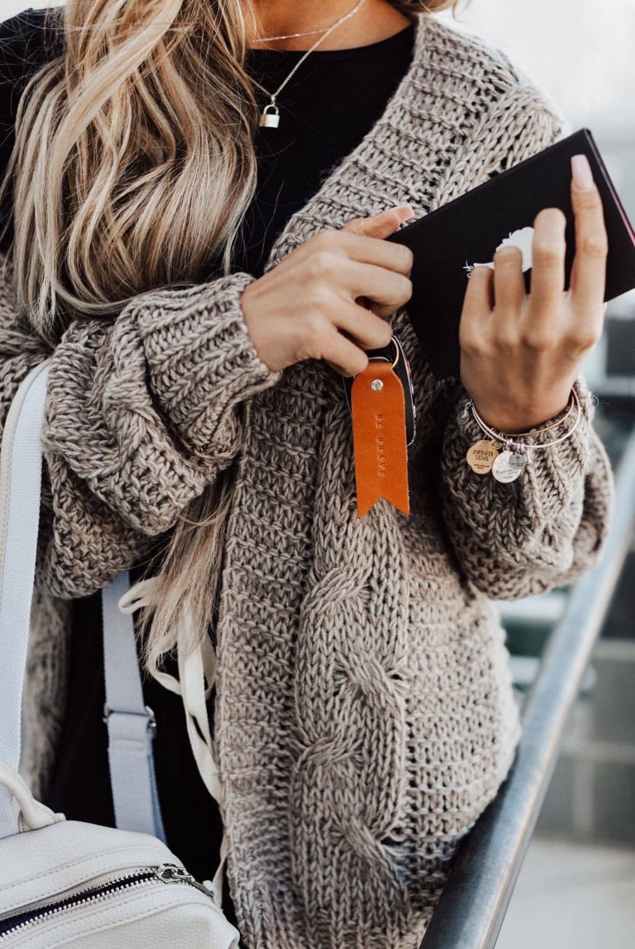 Twin Sparrow - Venta al por mayor Llavero - Unisex - Llaveros de palabras personalizadas5