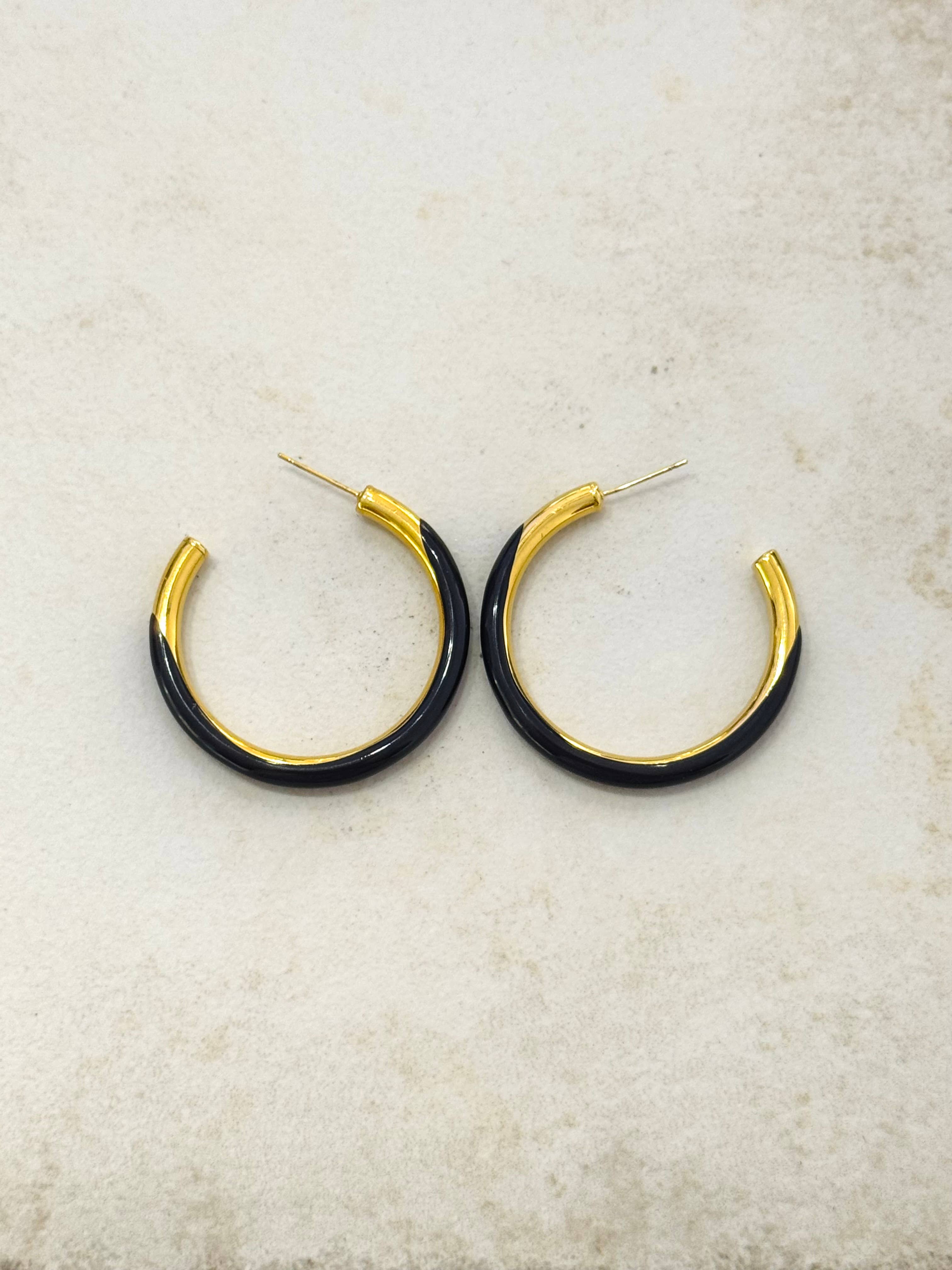 Cassette Barcelona - Wholesale Hoop Earrings - Velda Enamel Hoop Earrings 2