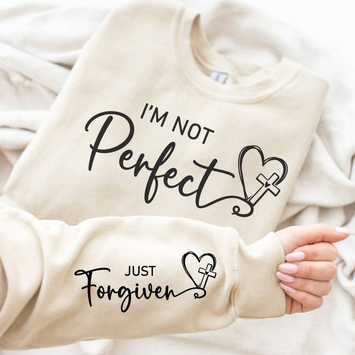 Polaire Not Perfect Just Forgiven pour la vente par MidWest Tees