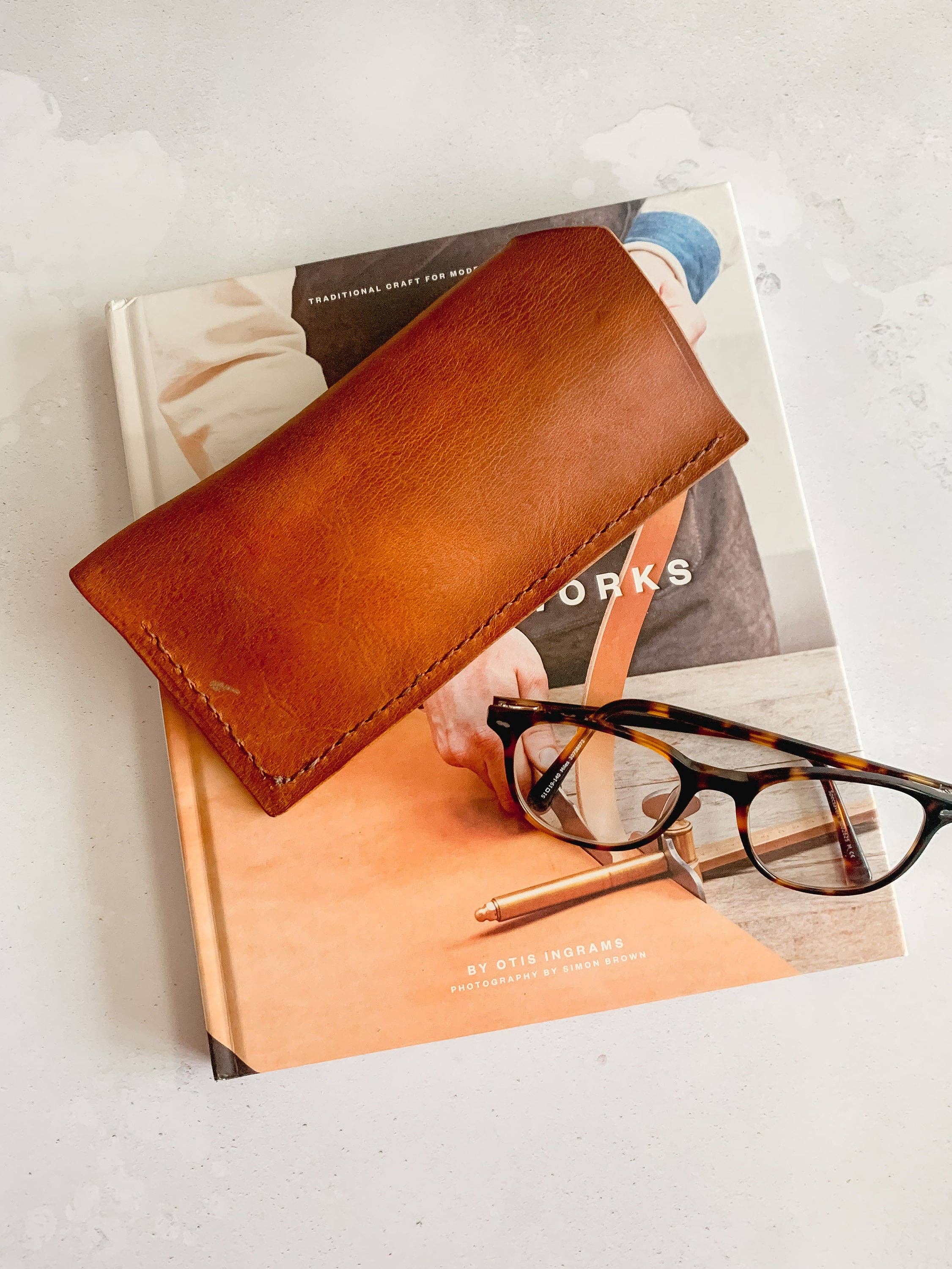 Parkin & Lewis - Wholesale Eyewear Cases & Holders - Unisex - Handmade Leather Glasses Case.4
