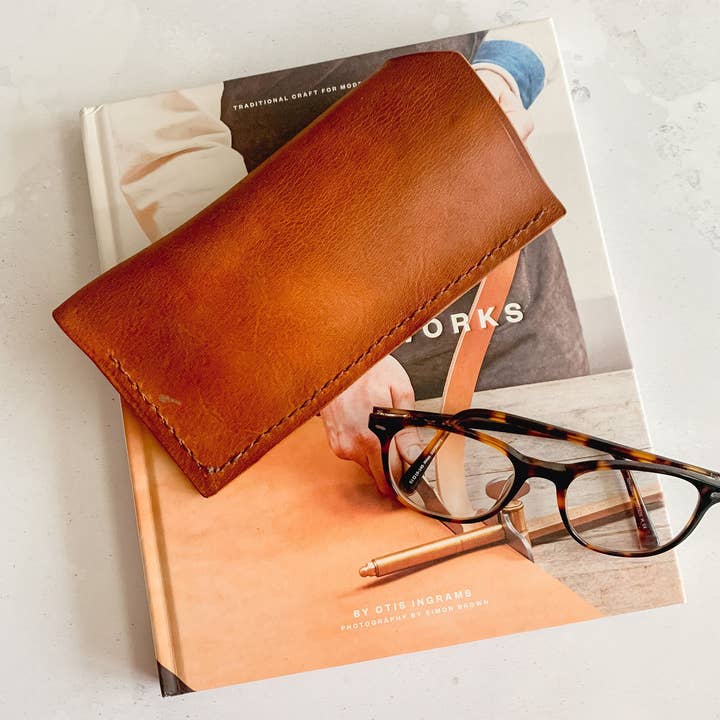 Parkin & Lewis - Wholesale Eyewear Cases & Holders - Unisex - Handmade Leather Glasses Case.4