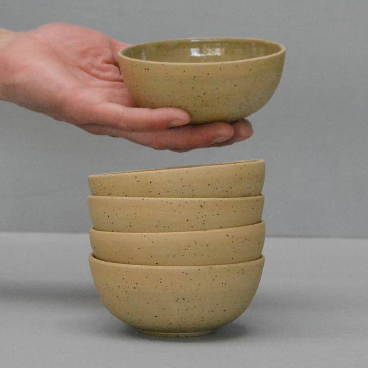 Cuenco 'Arroz al lado' en Speckled Tuff para venta al por mayor de Noot ~Swart