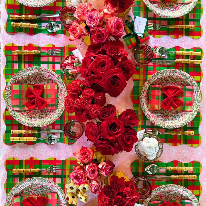 Lucy Grymes Designs - Wholesale Disposable placemat - Holiday Plaid Scalloped Rectangle Paper Placemat | Set of 244