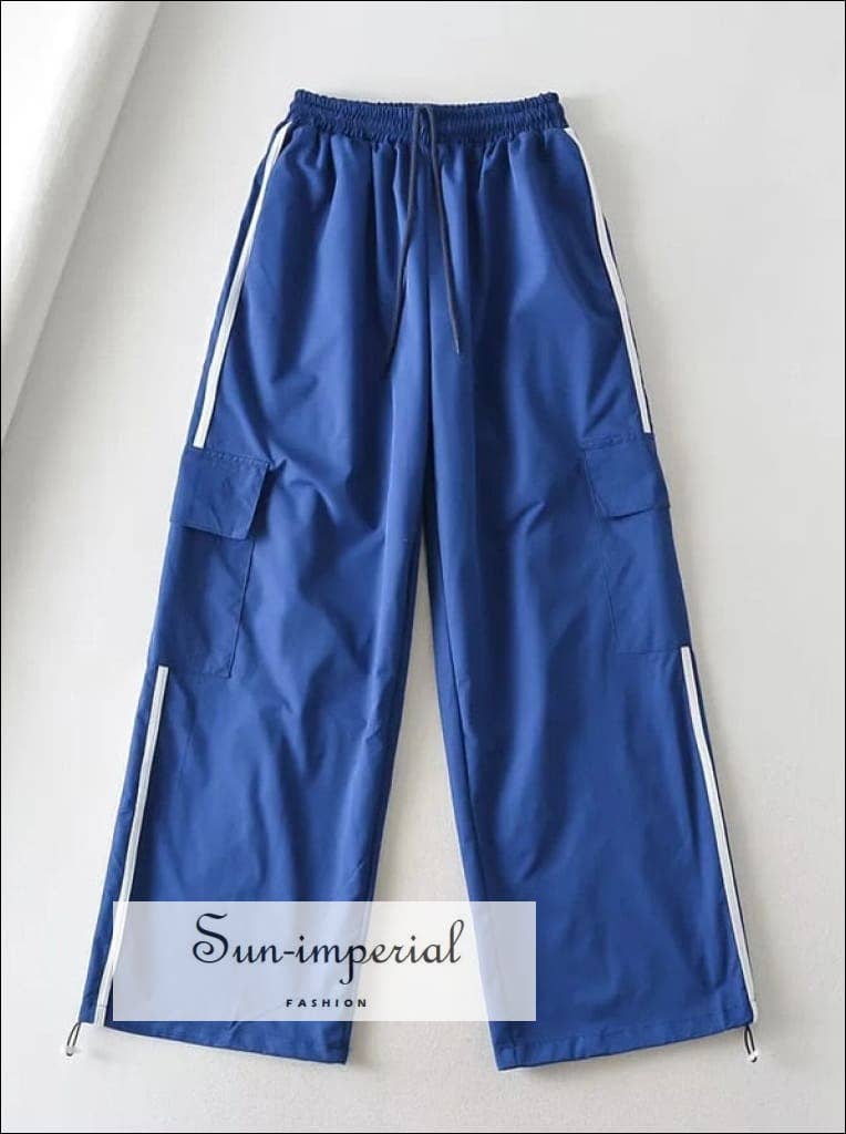 Sun Imperial - Wholesale Tracksuit - Women's - Women Striped Training Tracksuit Set With Double Zip Jacket1
