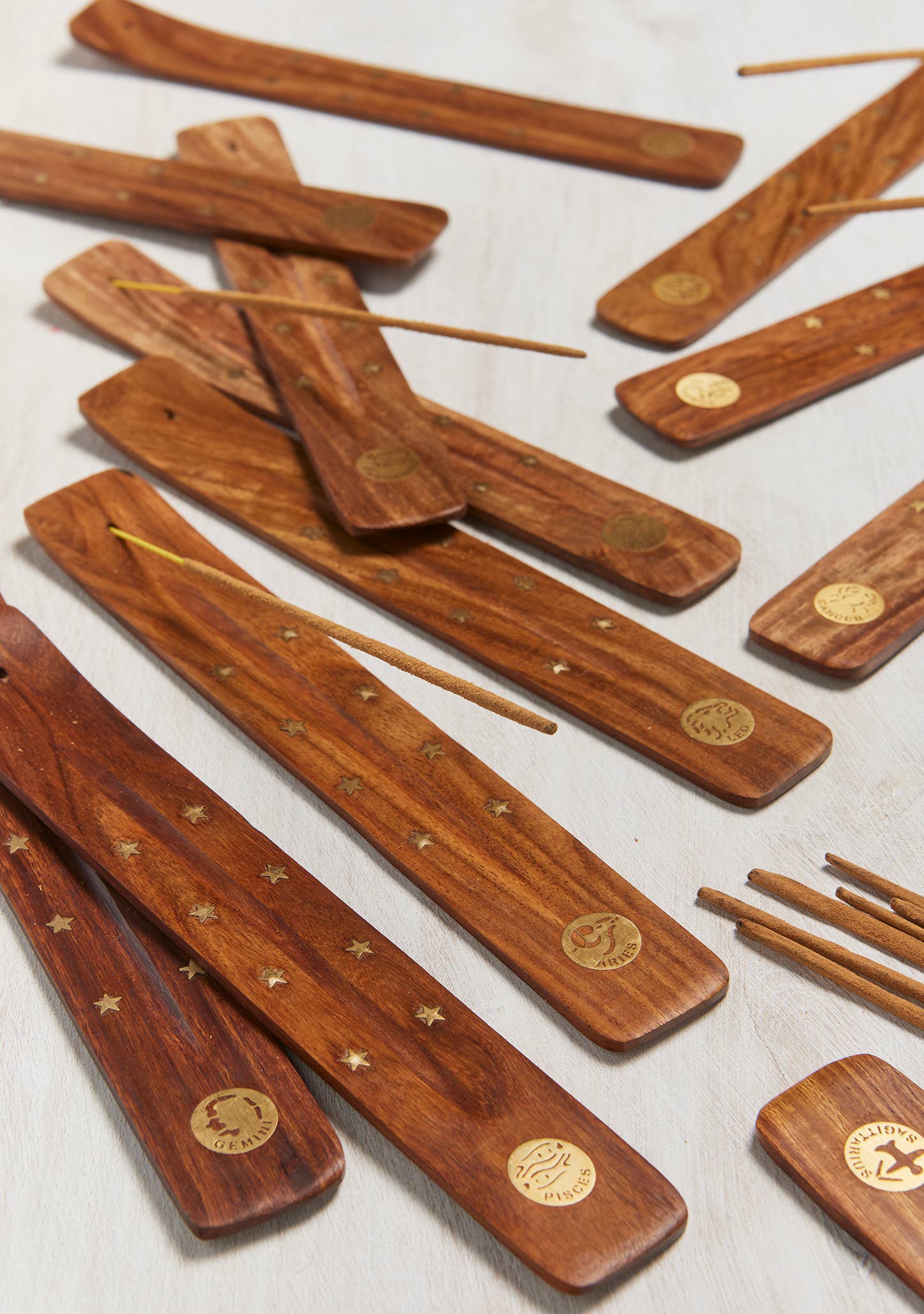 Namaste - Wholesale Incense holder - Zodiac Incense Holder, Natural, Brass0