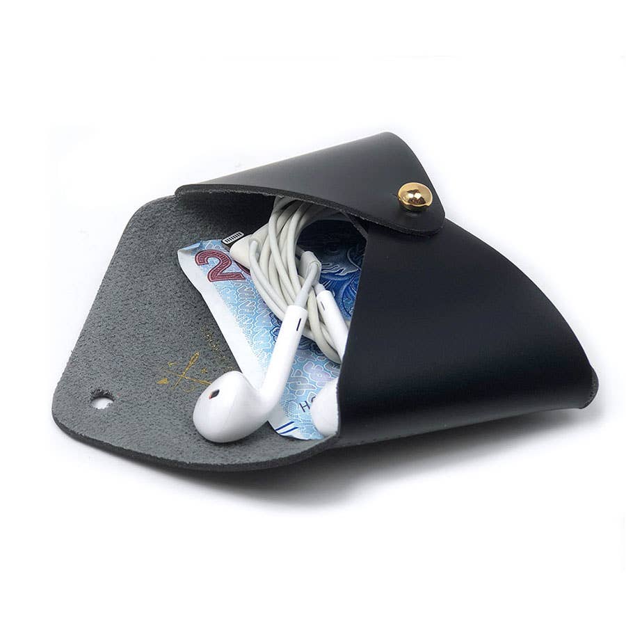 Chasing Threads - Wholesale DIY Craft Kit - DIY Stitch Your Star Sign Kit - Black Vegan Leather Purse7