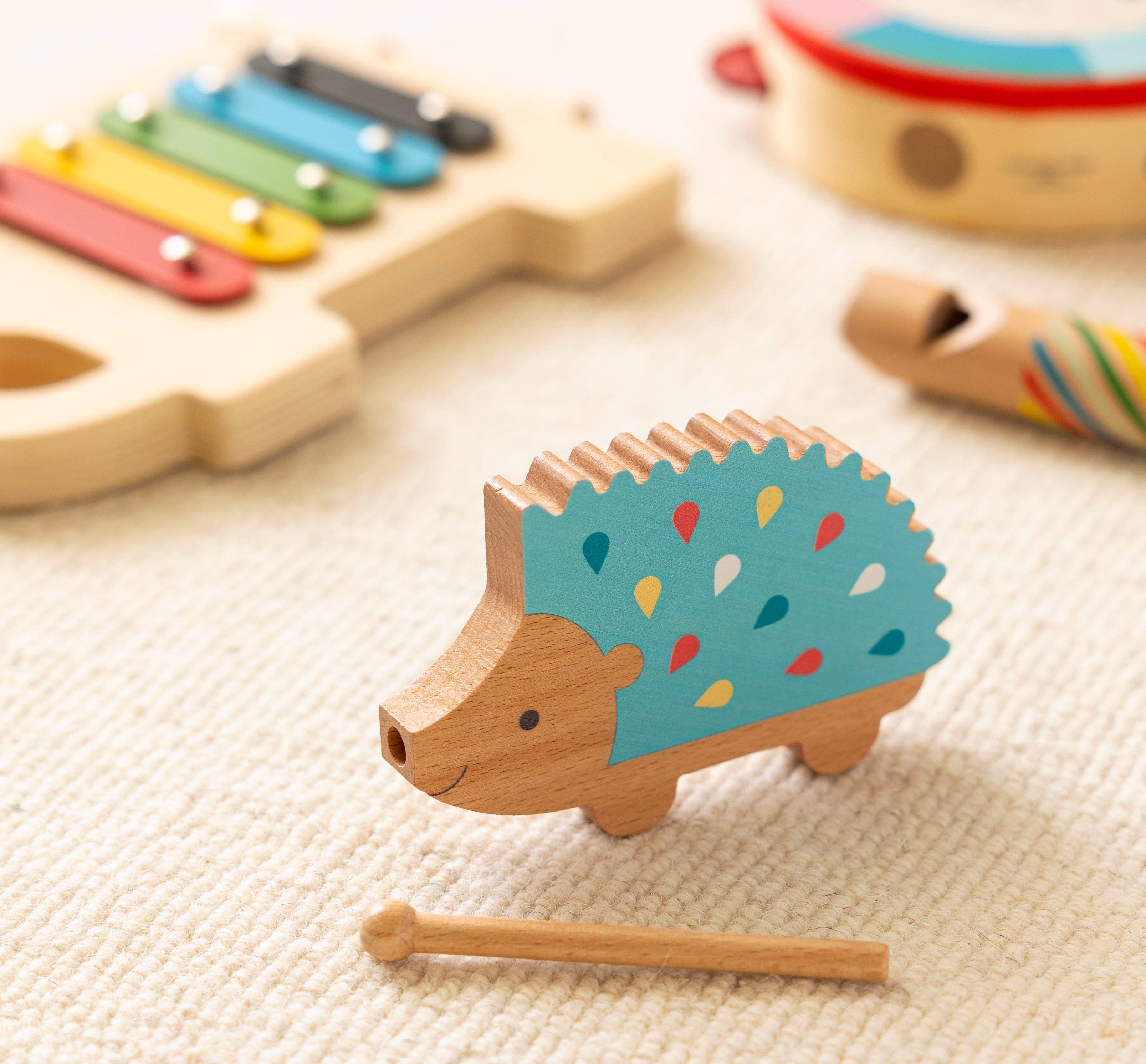 Chronicle Books - Wholesale Musical Toy - Kids & Baby - Happy Hedgehog Percussion Instrument CDU of 103