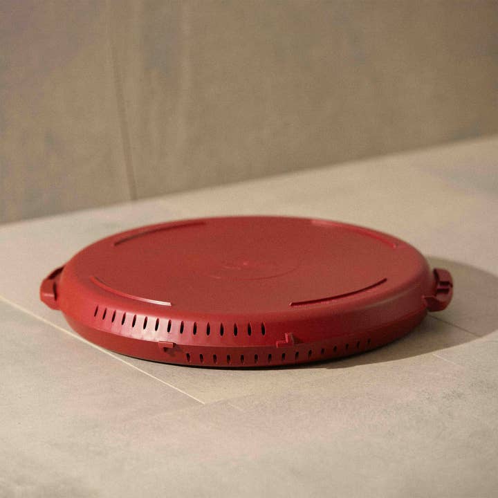 PIZZycle - reusable zero waste pizza box - red wine for wholesale by PIZZycle