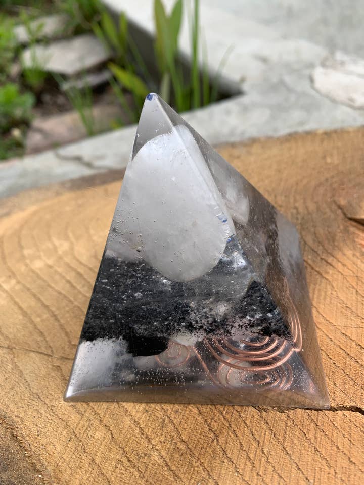 CLEAR QUARTZ-Healing Orgonites - Clear Crystal for wholesale by Orgonics by Driftwood Works Inc