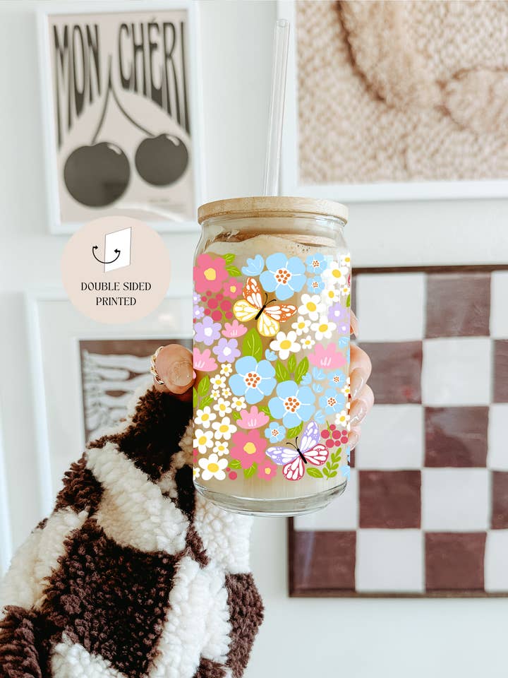 Bicchiere di Vetro da Giardino Colorato con Coperchio in Bambù e Cannuccia di Vetro per la vendita all'ingrosso da parte di the cute cloud