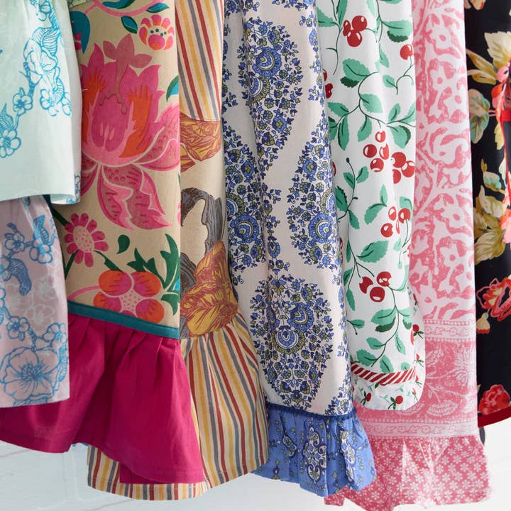 Design Imports - Wholesale Apron - Blue Ophelia Apron4