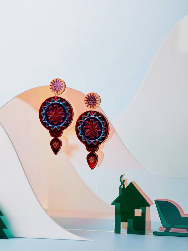 Boucles d'oreilles boule Kitsch, rouge pour la vente par Fizz Goes Pop