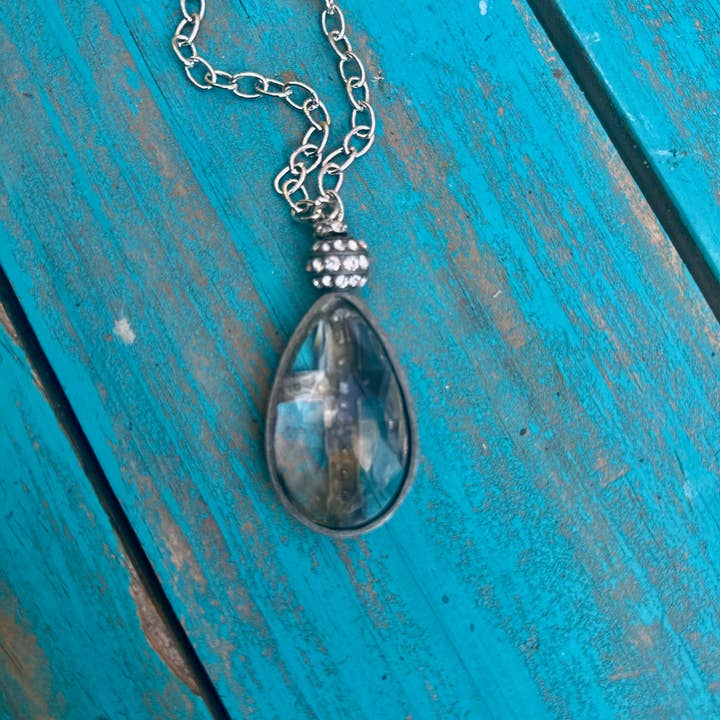 A Rare Bird Shop - Wholesale Pendant/Charm Necklace - Soldered Crystal Sparkle Pendant Necklace