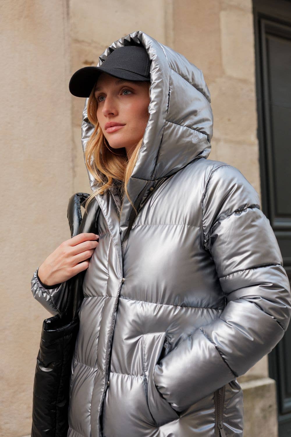 Attrait Paris - Wholesale Puffer Jacket - Women's - Extra long puffer jacket with metallic hood24