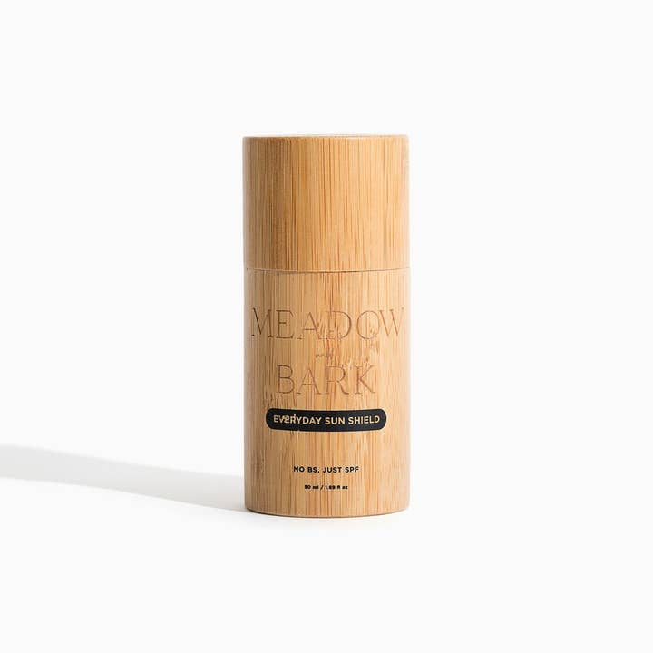 Crème hydratante Everyday Sun Shield pour la vente par Meadow and Bark