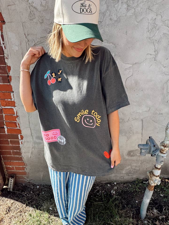 Jules Co - Wholesale T-Shirt (Graphic) - Women's - Patchwork Tee