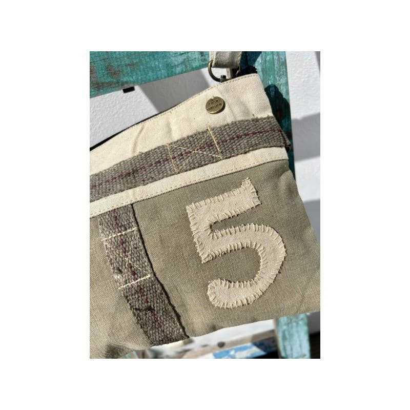 Casa Natura Design SL - Wholesale Clutch Bag - Women's - Handbag with Removable Shoulder Strap LIBBY XLPG327