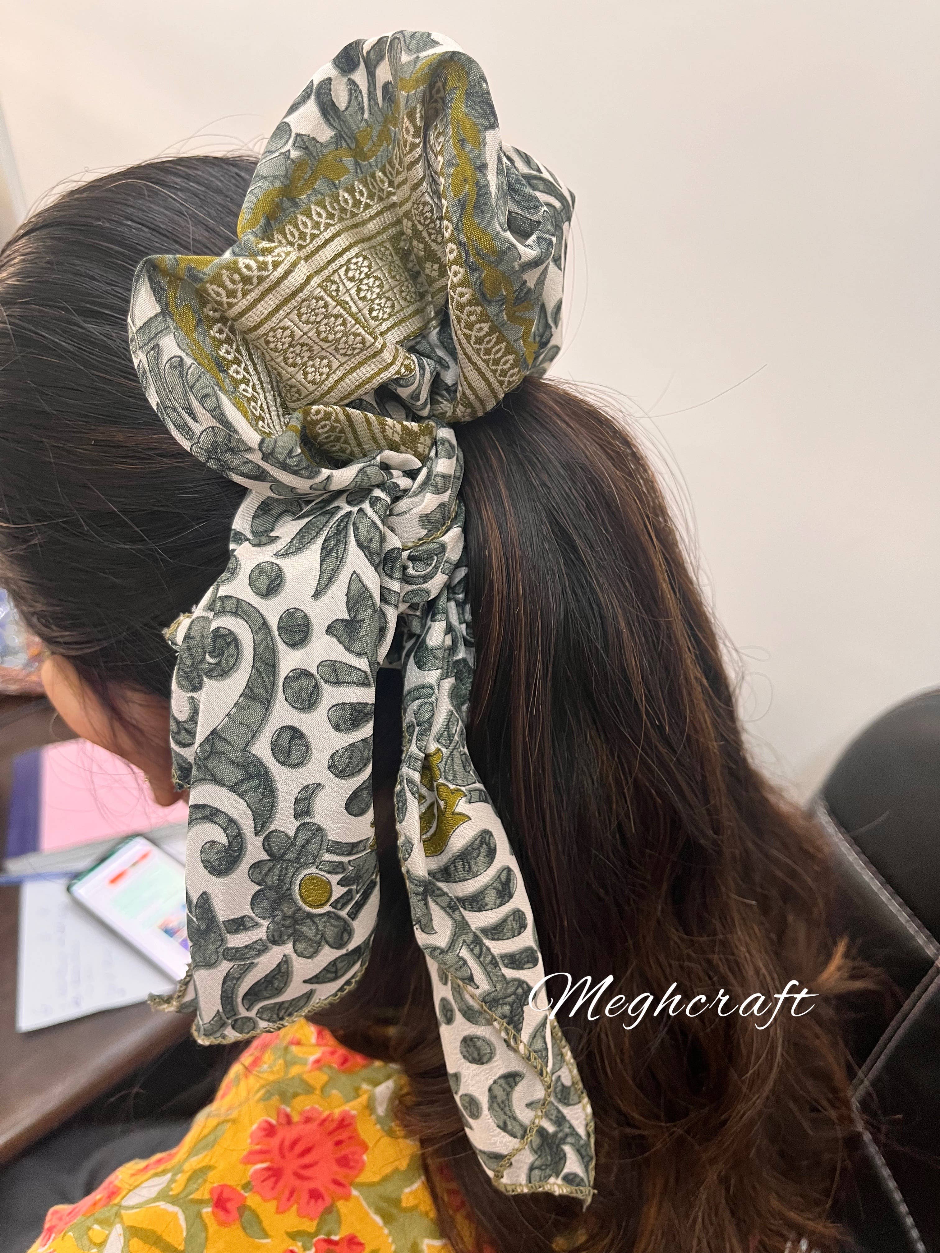 Meghcraft - Wholesale Scrunchie - Women's - Silk Scrunchies with Ribbon, Indian Vintage Recycled Sari2