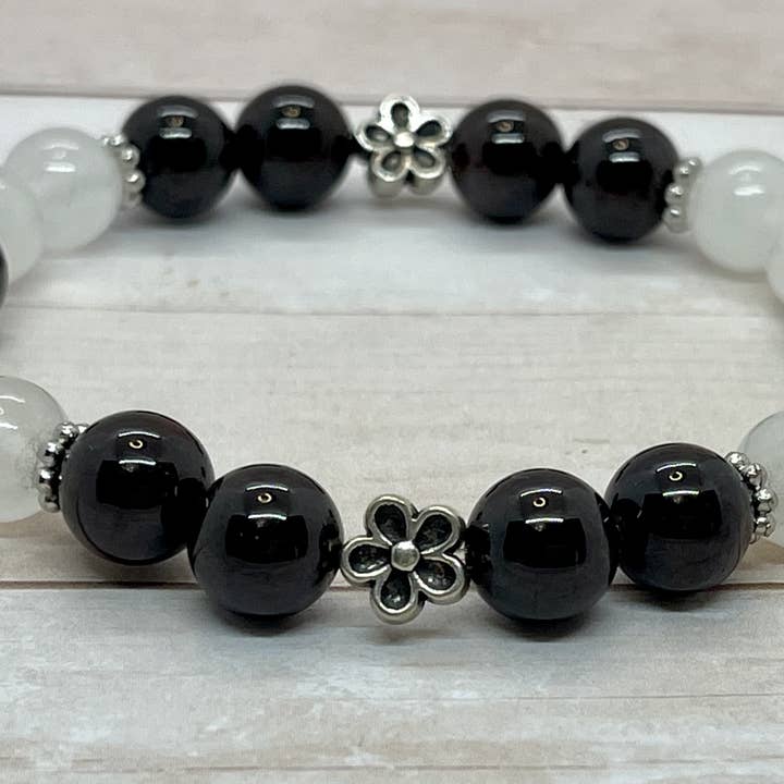 Fleur Grenat pour la vente par Willows Wanderings