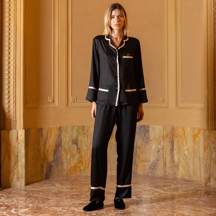 Le ducale noir et rose - Femme pour la vente par Hoomie