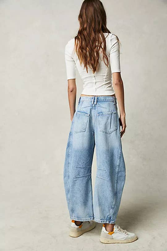 Rosa Clothing - Wholesale Jeans - Women's - Slouchy Curved leg shape Barrel Jeans8