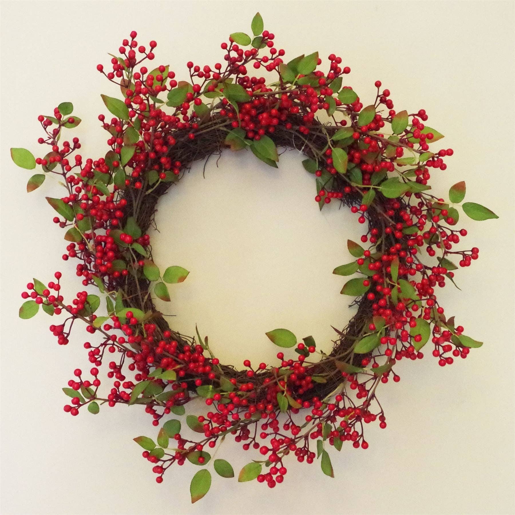 Leaf Design UK LTD - Wholesale Wreath - Large Luxury Wreath Christmas Natural Look Red Floristry1