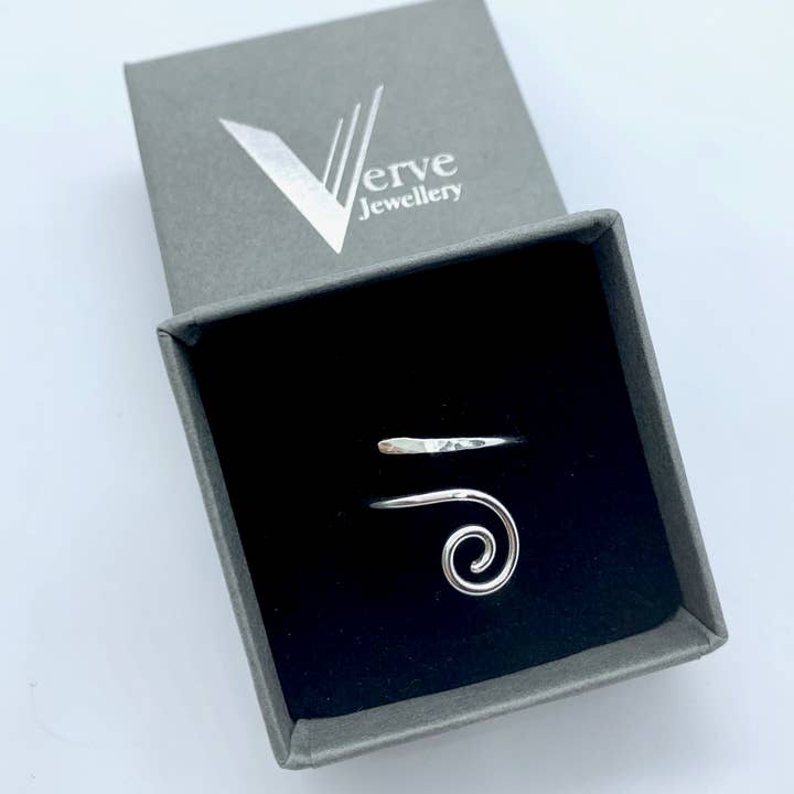 Verve Jewellery ā wholesale Band/stacked ring ā Adjustable sterling silver wave ring, silver spiral ring2