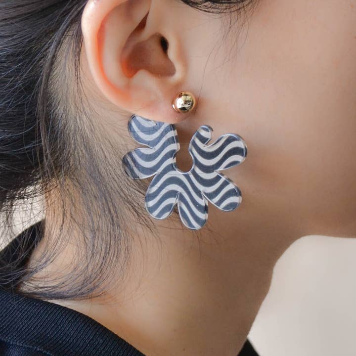 Tiepology - Venta al por mayor Pendientes de botón/aretes de poste - Pendientes de poste de ola de flores grandes5